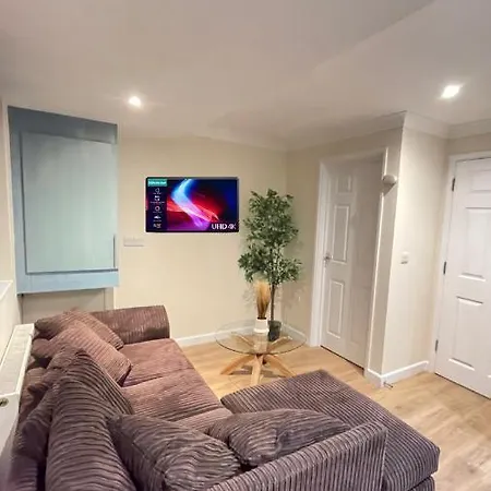 Relaxing Double Rooms In A Beautiful House Ipswich Exterior photo