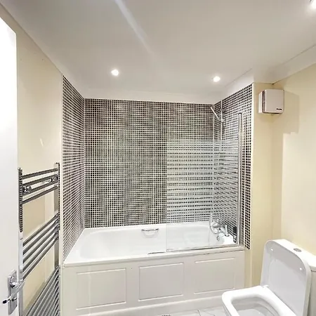 Relaxing Double Rooms In A Beautiful House Ipswich Exterior photo