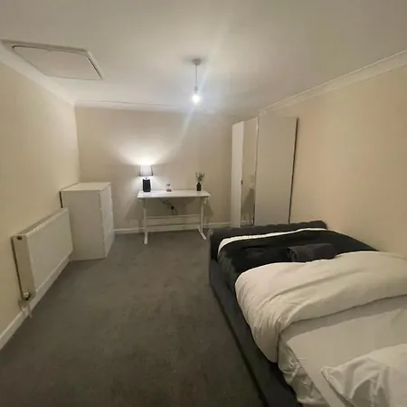 Relaxing Double Rooms In A Beautiful House Ipswich Exterior photo