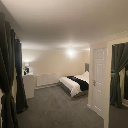 Relaxing Double Rooms In A Beautiful House Ipswich Exterior photo