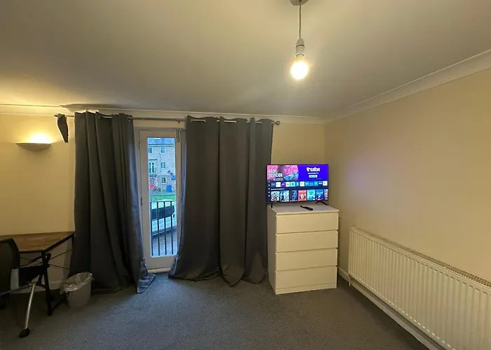 Relaxing Double Rooms In A Beautiful House