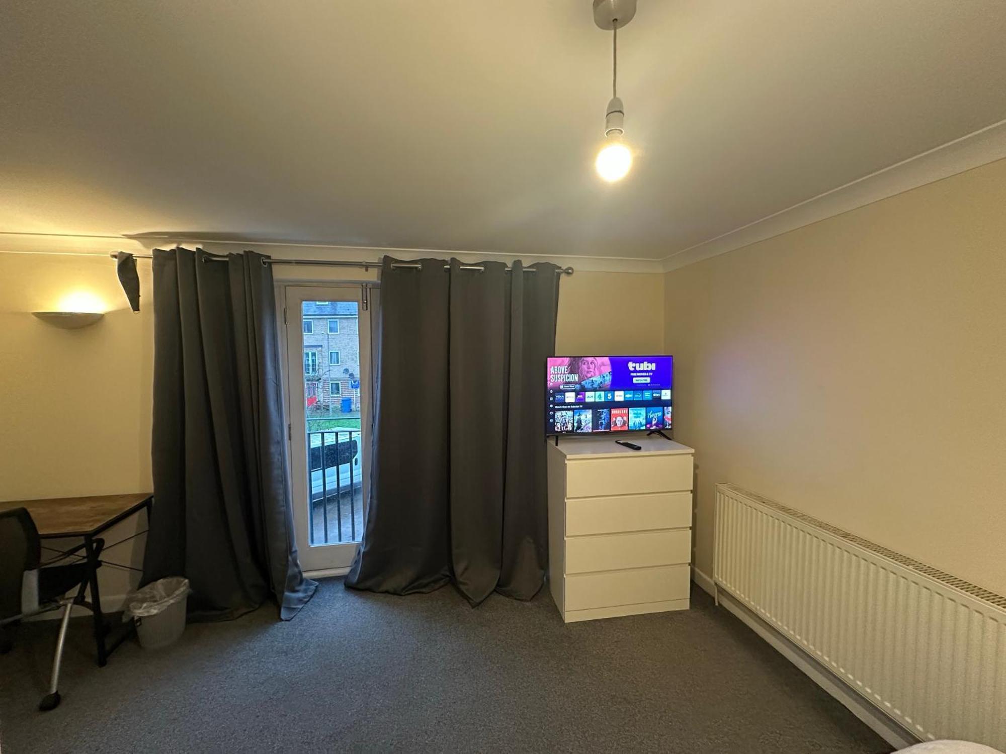 Relaxing Double In A Beautiful House Homestay Ipswich